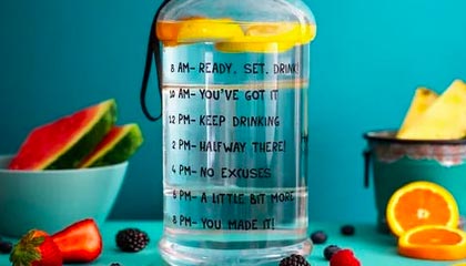 老和尚猛挺进她莹莹的体导演是谁，我要看老和尚